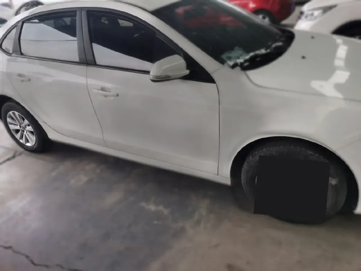 2017 Brilliance Auto H530 1.6L 118HP L4 5AT,autocango,china used car exporter,china ev exporter,chinese used car exporter,chinese used ev exporter