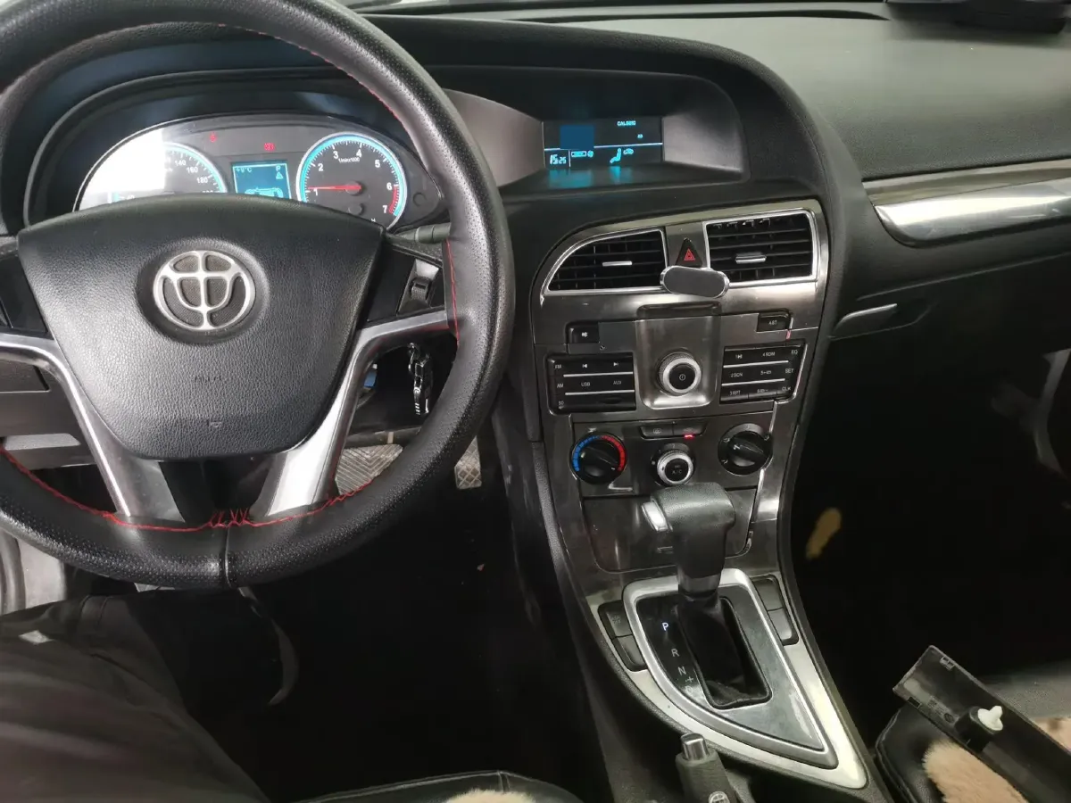 2017 Brilliance Auto H530 1.6L 118HP L4 5AT,autocango,china used car exporter,china ev exporter,chinese used car exporter,chinese used ev exporter