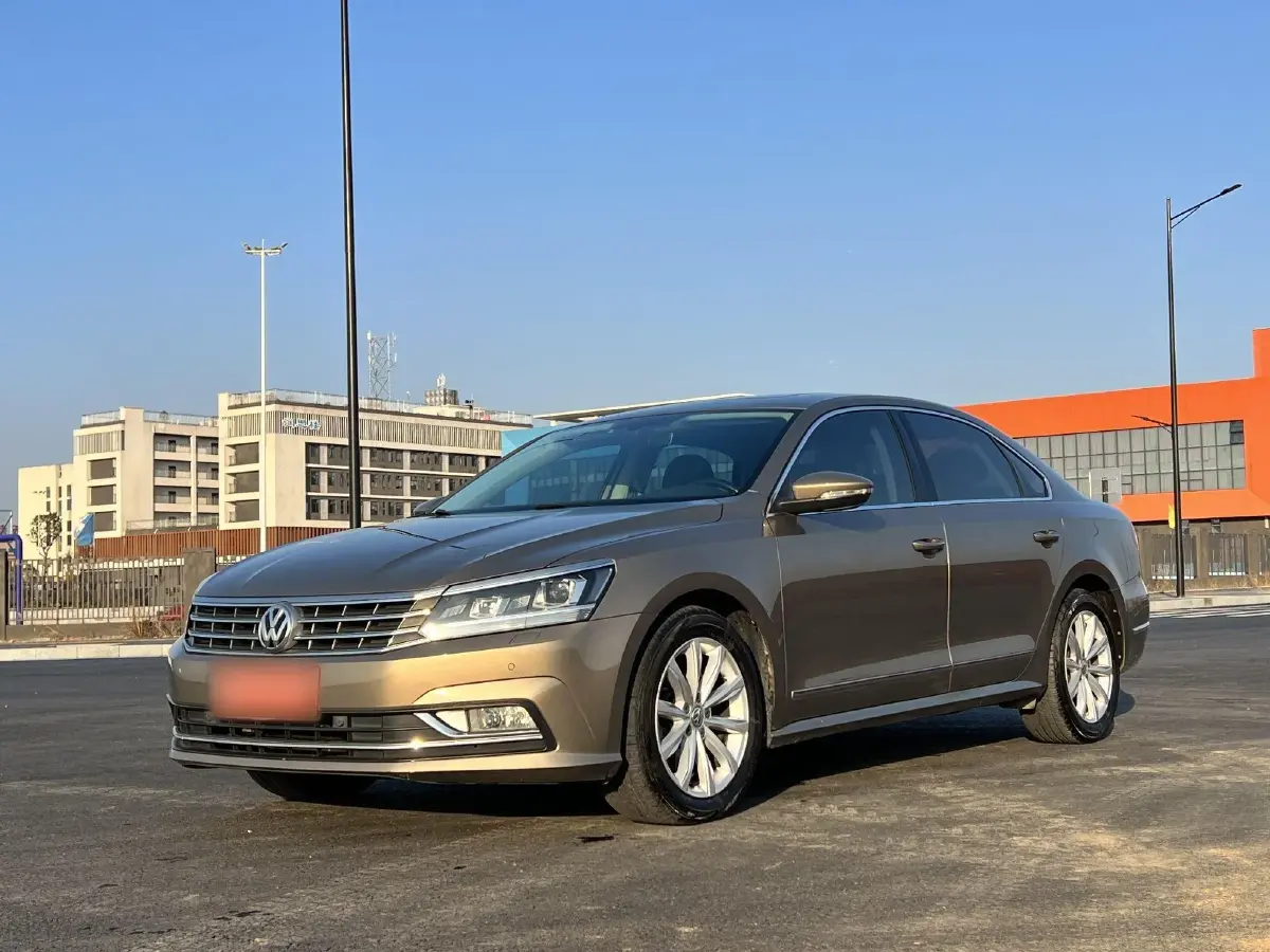 2016 Volkswagen Passat 1.8T 180HP L4 7DCT