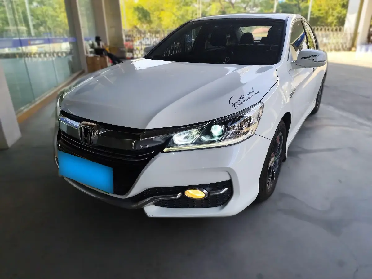 2016 Honda Accord 2.0L 155HP L4 CVT