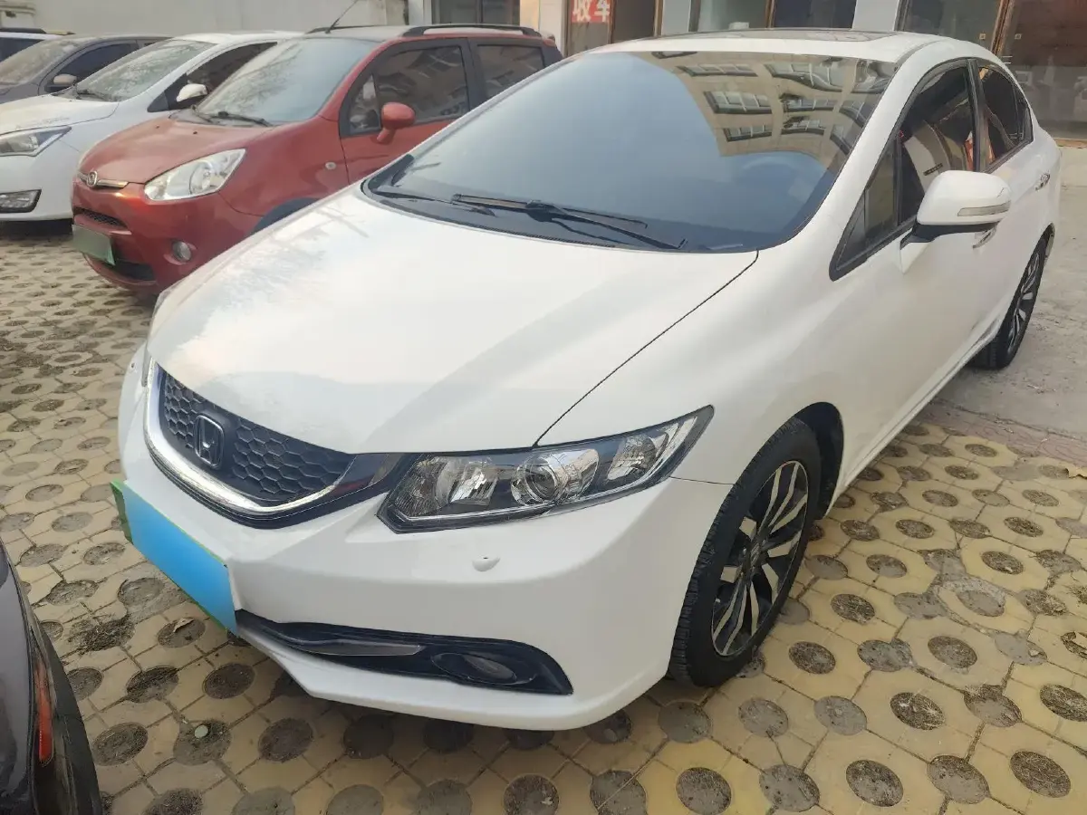 2014 Honda Civic 1.8L 141HP L4 5AT
