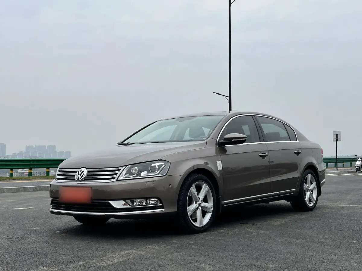 2015 Volkswagen Magotan 1.8T 160HP L4 7DCT