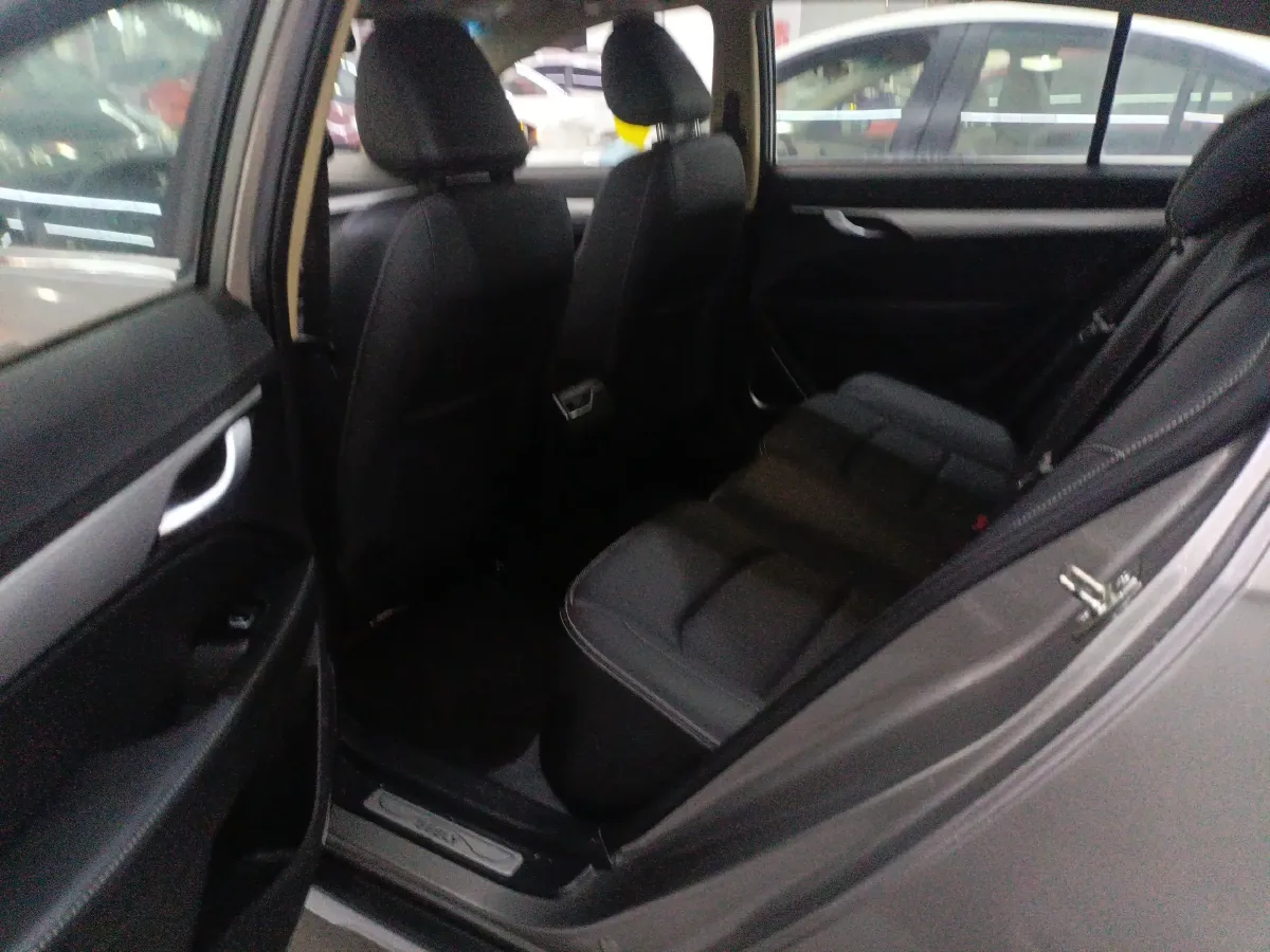 2018 Geely Vision S1 1.5L 109HP L4 5MT,autocango,china used car exporter,china ev exporter,chinese used car exporter,chinese used ev exporter