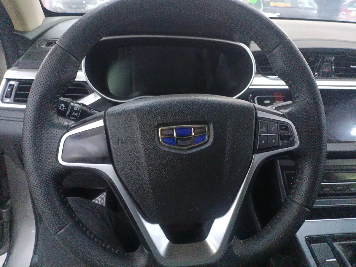 2018 Geely Vision S1 1.5L 109HP L4 5MT,autocango,china used car exporter,china ev exporter,chinese used car exporter,chinese used ev exporter