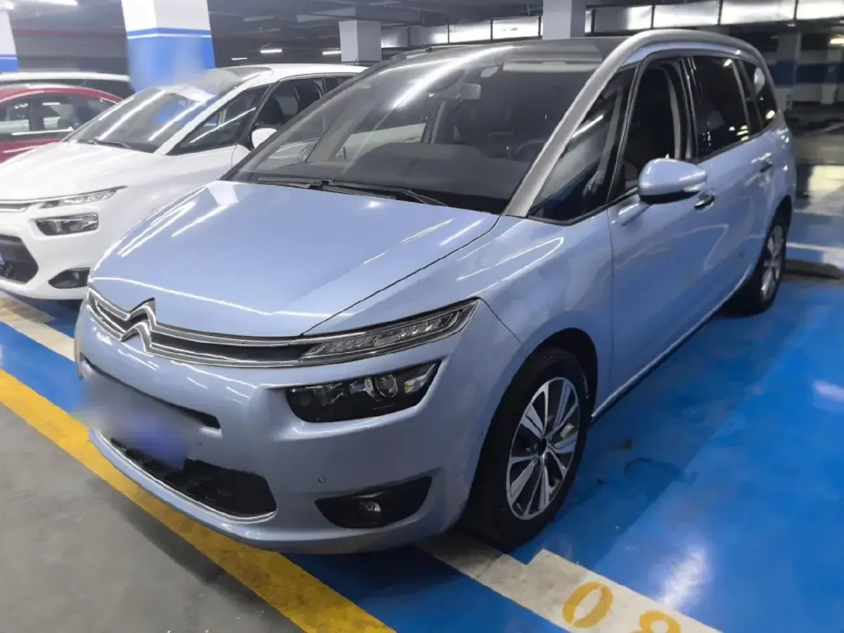 2015 Citroen C4 Picasso 1.6T 165HP L4 6AT 2015 Citroen C4 Picasso 1.6T 165HP L4 6AT