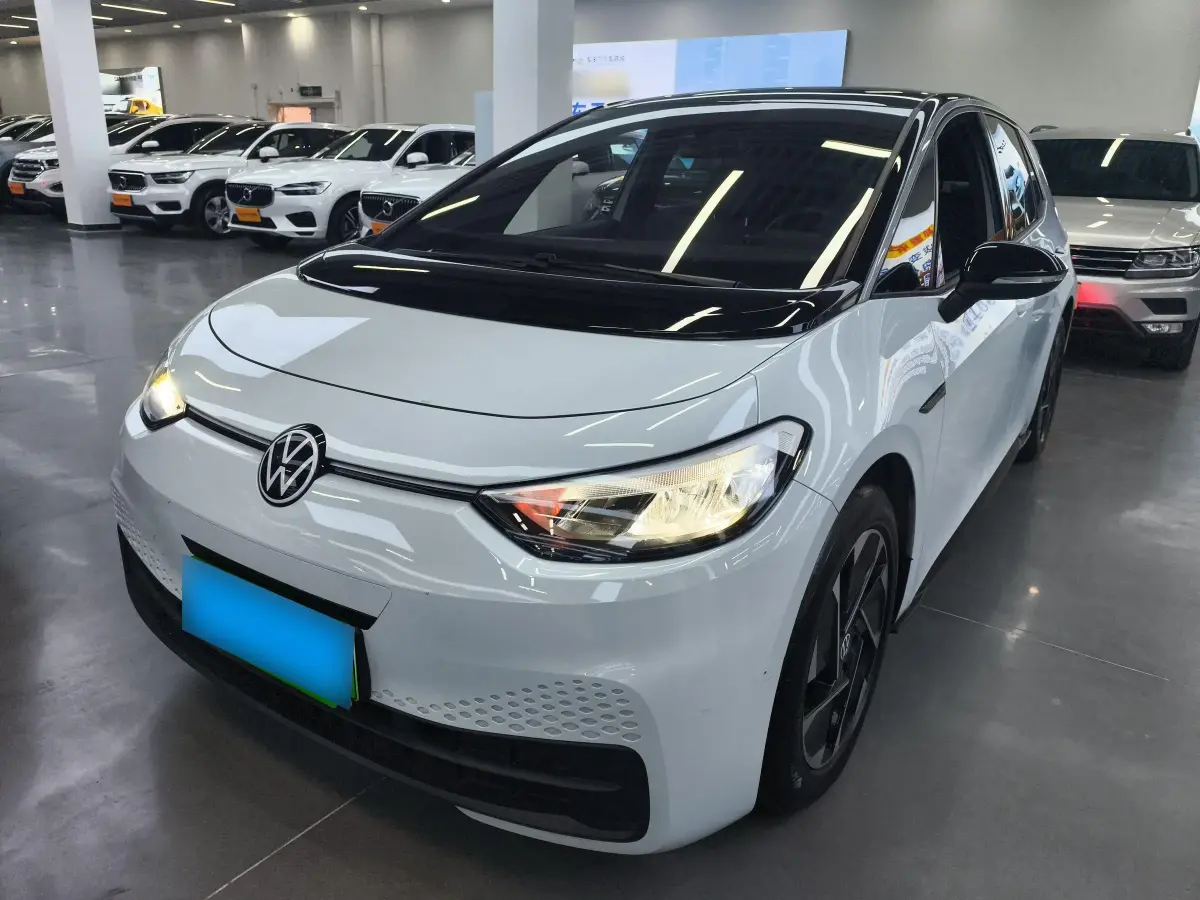 2023 Volkswagen ID.3 BEV 52.8KWH