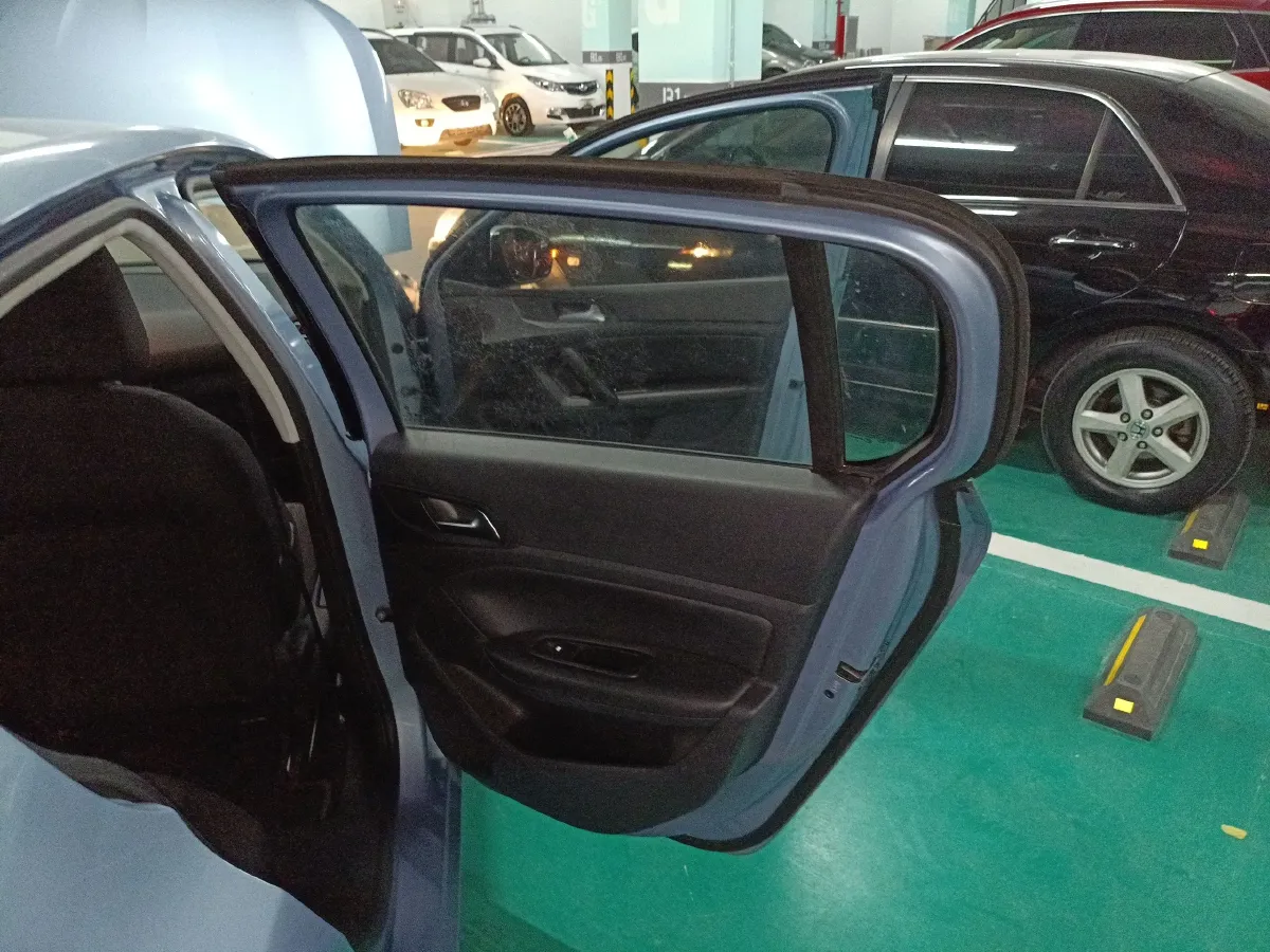 2015 Peugeot 308S 1.2T 136HP L3 6AT,autocango,china used car exporter,china ev exporter,chinese used car exporter,chinese used ev exporter