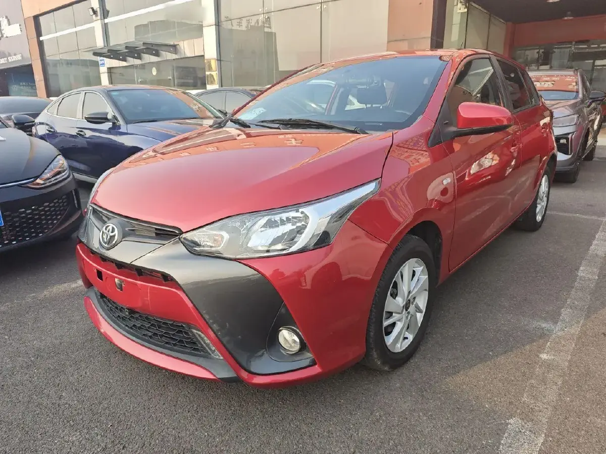 2019 Toyota Yaris L 1.5L 110HP L4 CVT