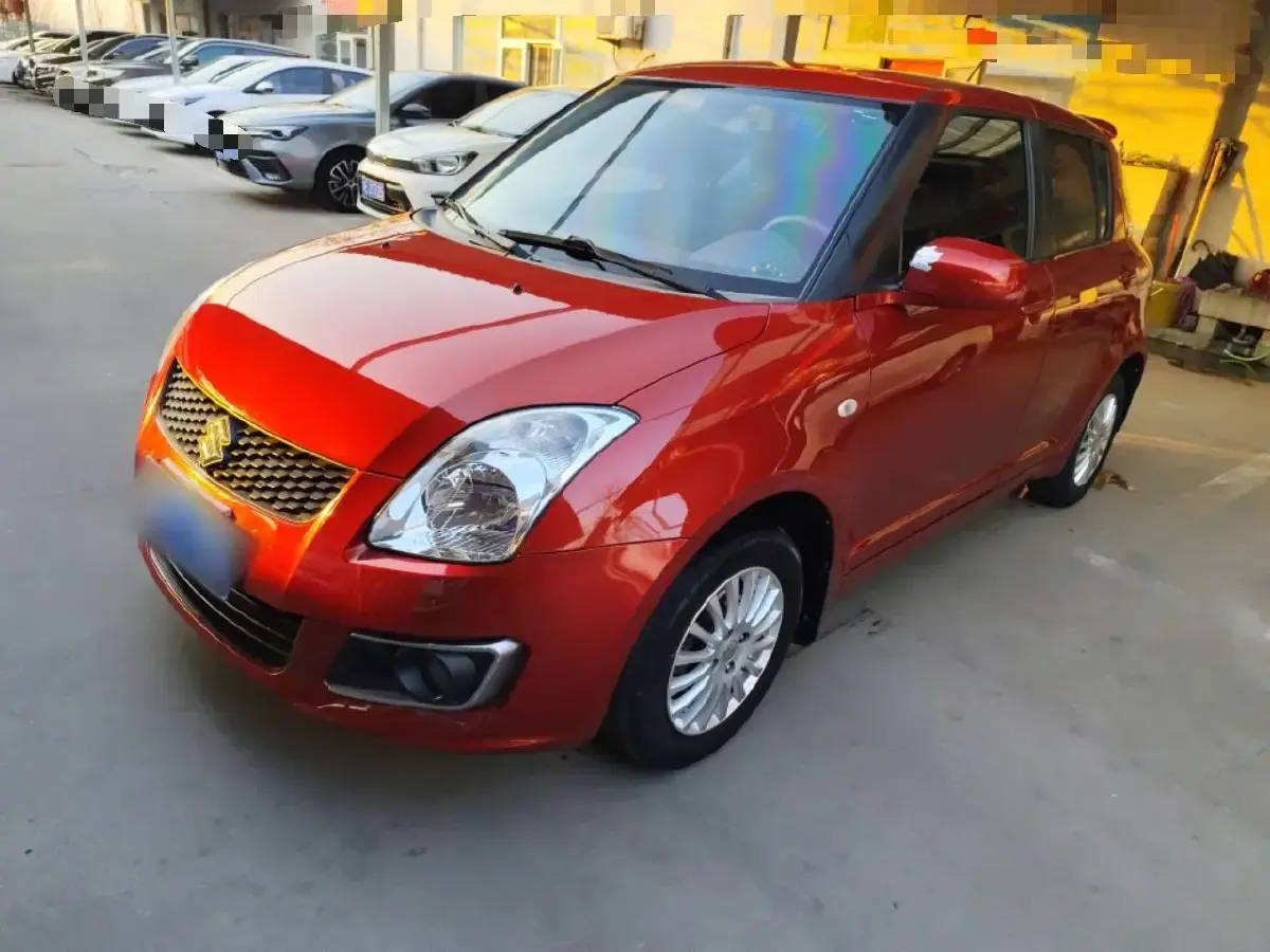 2013 Suzuki Swift 1.3L 91HP L4 5MT
