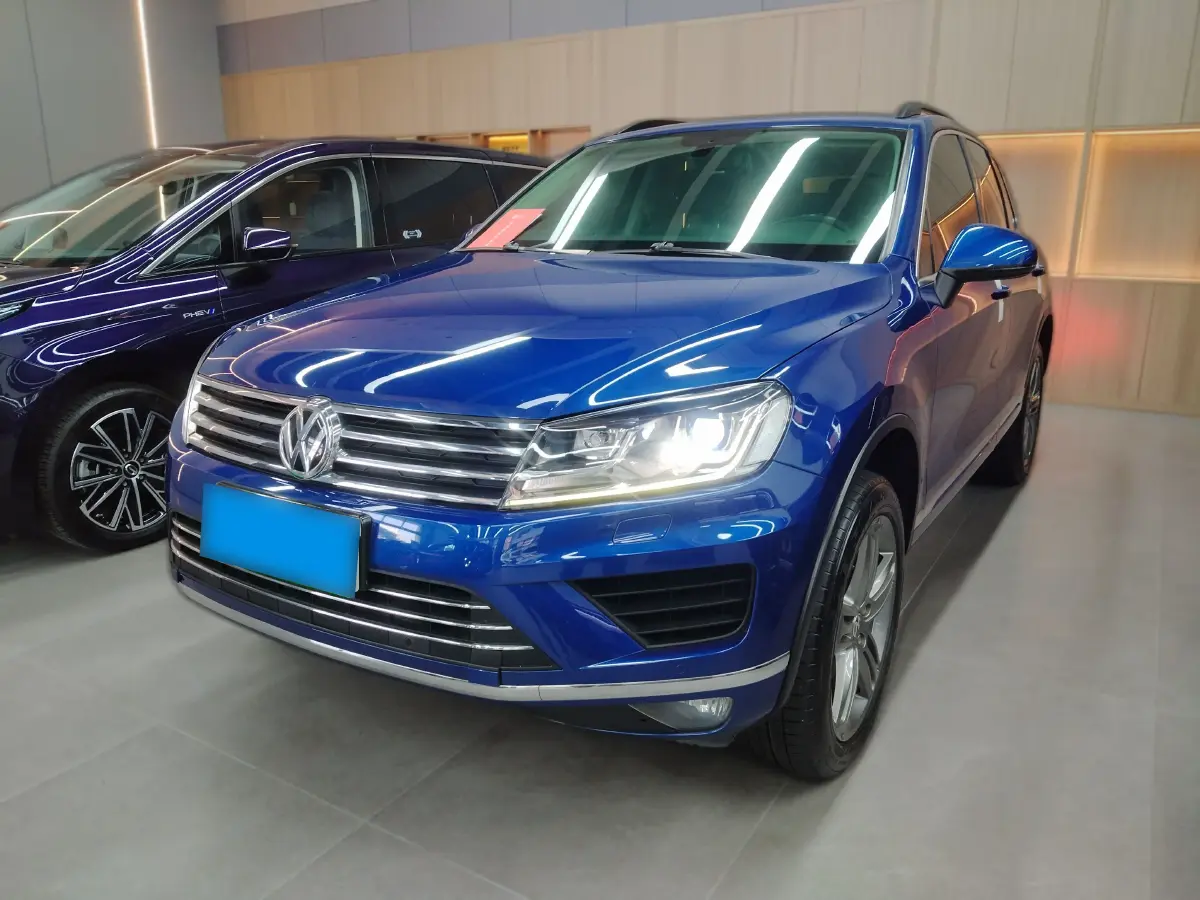 2016 Volkswagen Touareg 3.0T 320HP V6 8AT