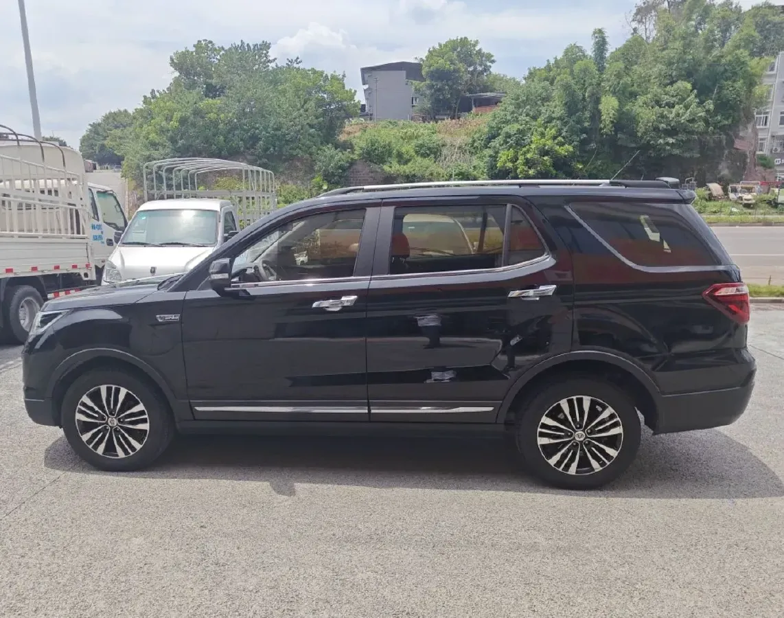 2017 ChangAn Oshan CX70 1.5T 150HP L4 6AT,autocango,china used car exporter,china ev exporter,chinese used car exporter,chinese used ev exporter