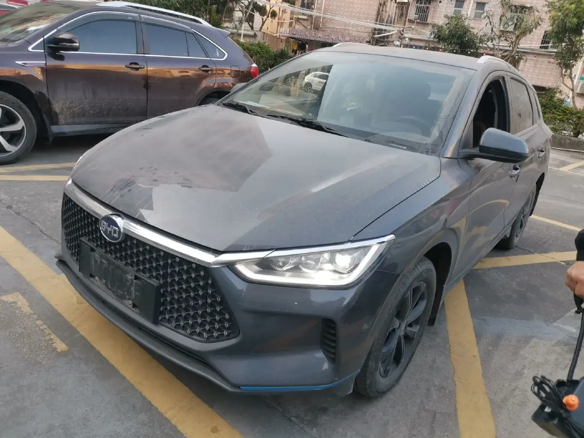2020 BYD e2 BEV 47.3KWH