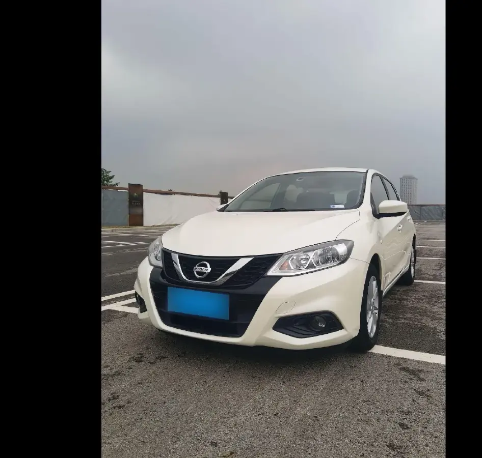 2016 Nissan Tiida 1.6L 126HP L4 CVT