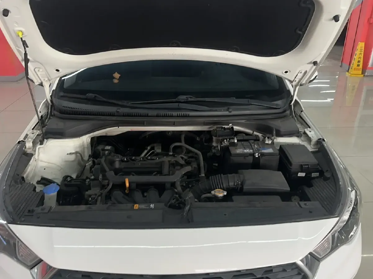 2017 Hyundai Verna RV 1.4L 100HP L4 6AT,autocango,china used car exporter,china ev exporter,chinese used car exporter,chinese used ev exporter