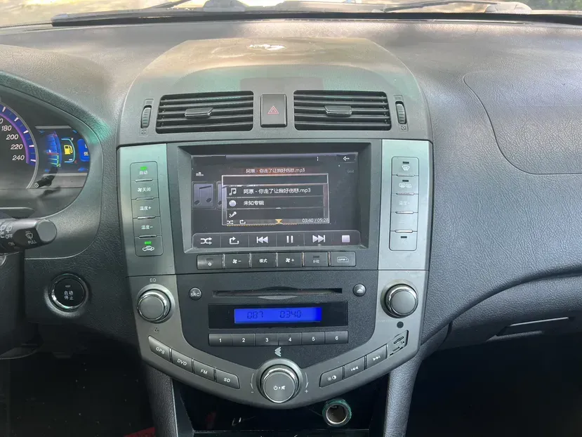 2014 BYD S6 2.0L 140HP L4 5MT,autocango,china used car exporter,china ev exporter,chinese used car exporter,chinese used ev exporter