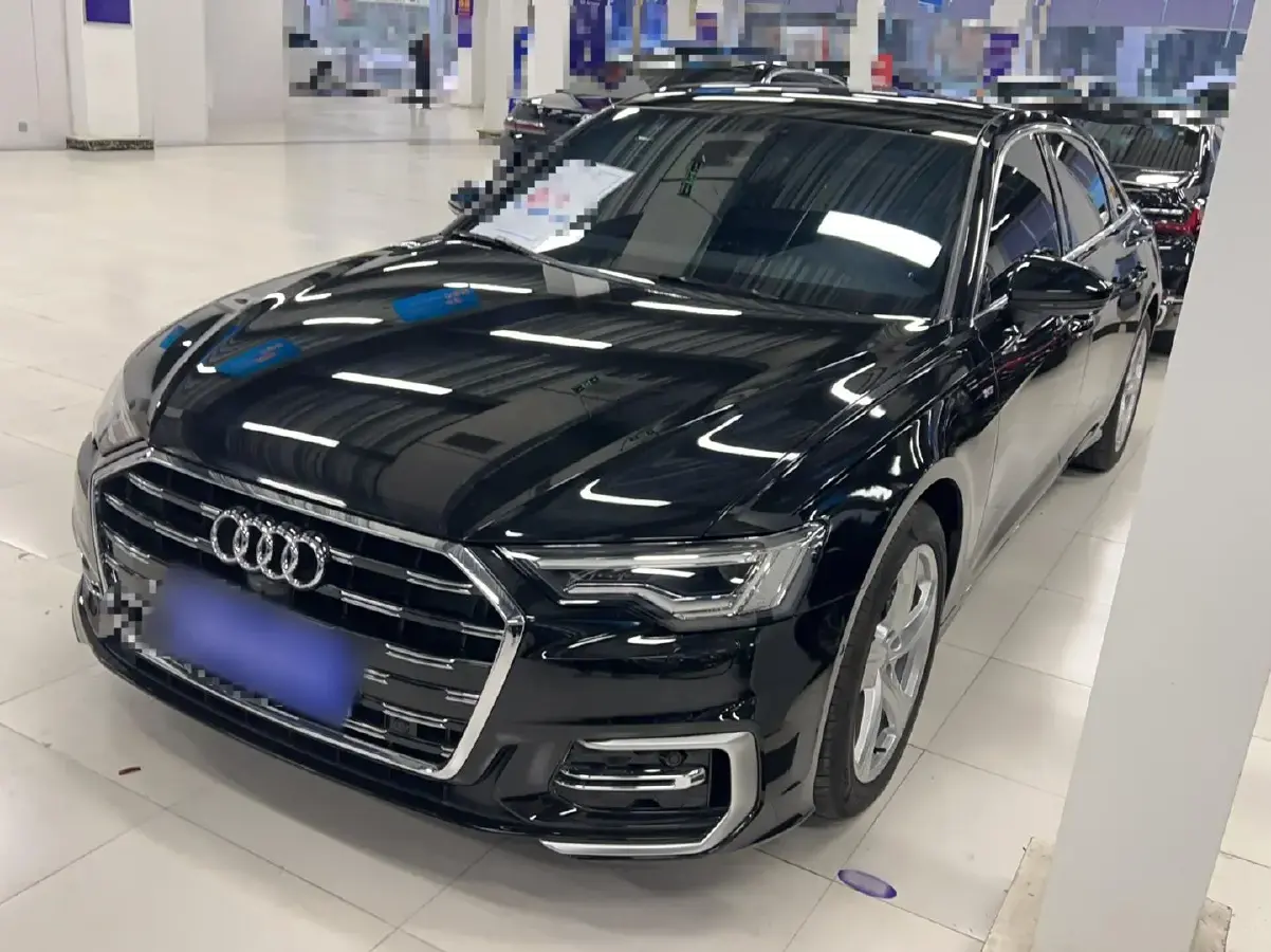 2024 Audi A6L 2.0T 245HP L4 7DCT