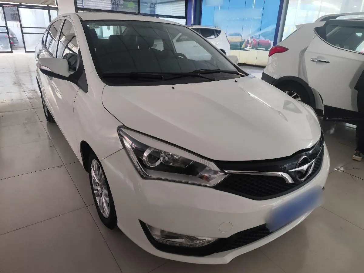 2016 HaiMa M3 1.5L 112HP L4 5MT,autocango,china used car exporter,china ev exporter,chinese used car exporter,chinese used ev exporter