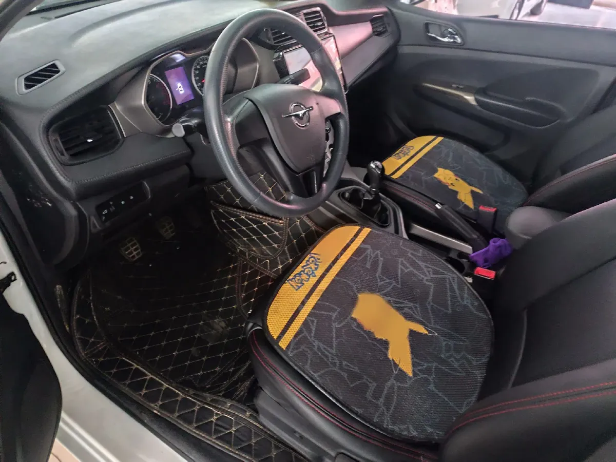 2016 HaiMa M3 1.5L 112HP L4 5MT,autocango,china used car exporter,china ev exporter,chinese used car exporter,chinese used ev exporter