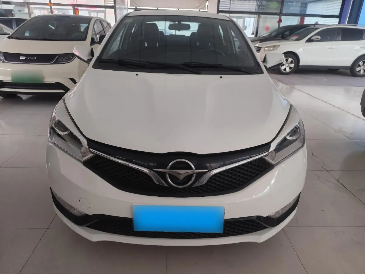 2016 HaiMa M3 1.5L 112HP L4 5MT,autocango,china used car exporter,china ev exporter,chinese used car exporter,chinese used ev exporter