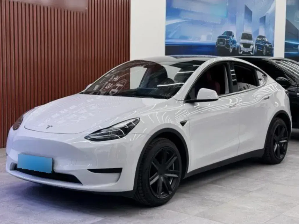 2022 Tesla Model Y BEV 60KWH