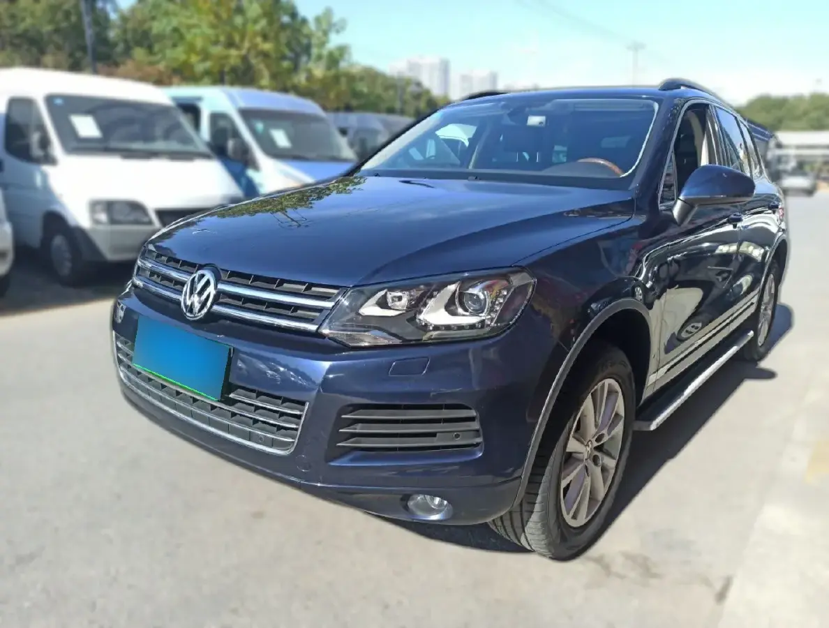 2011 Volkswagen Touareg 3.0T 290HP V6 8AT