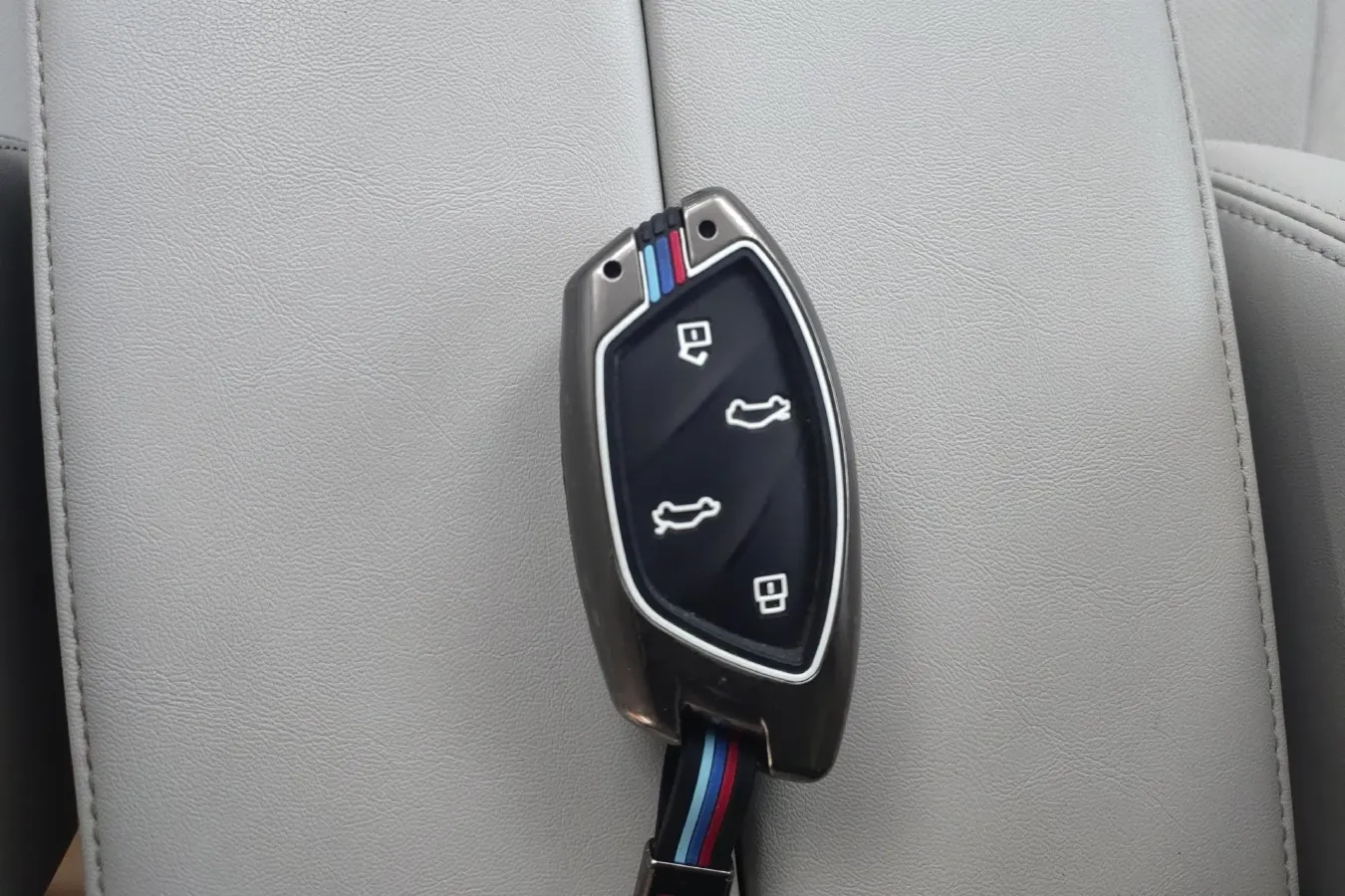 2021 Rising Auto MARVEL R 2AT BEV 69.9KWH,autocango,china used car exporter,china ev exporter,chinese used car exporter,chinese used ev exporter