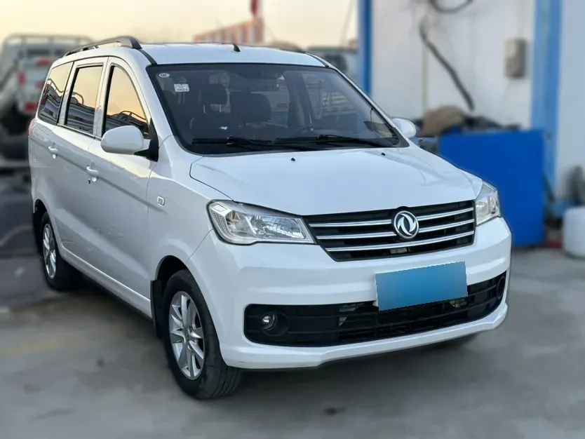 2019 DongFeng Fengon Fengon 330 1.5L 116HP L4 5MT,autocango,china used car exporter,china ev exporter,chinese used car exporter,chinese used ev exporter