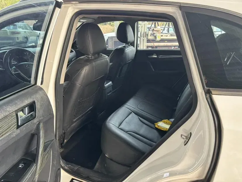 2016 Zotye T600 1.5T 162HP L4 5MT,autocango,china used car exporter,china ev exporter,chinese used car exporter,chinese used ev exporter