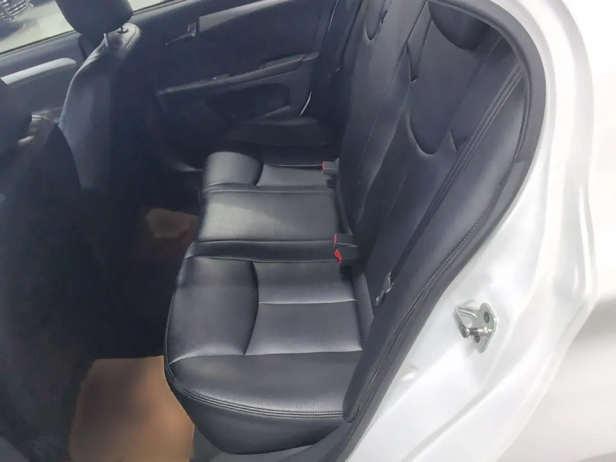 2013 Roewe 350 1.5L 109HP L4 4AT,autocango,china used car exporter,china ev exporter,chinese used car exporter,chinese used ev exporter