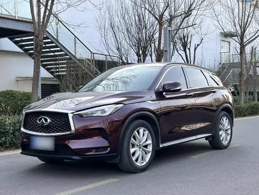 2018 Infiniti QX50 2.0T 245HP L4 CVT