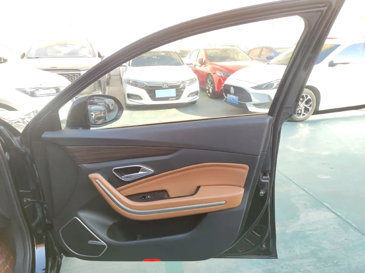 2019 BeiJing Auto U7 1.5T 150HP L4 CVT,autocango,china used car exporter,china ev exporter,chinese used car exporter,chinese used ev exporter