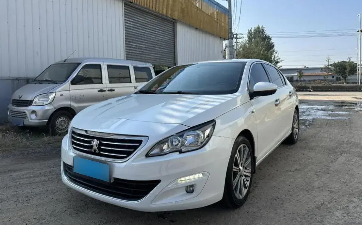 2015 Peugeot 408 1.2T 136HP L3 6AT