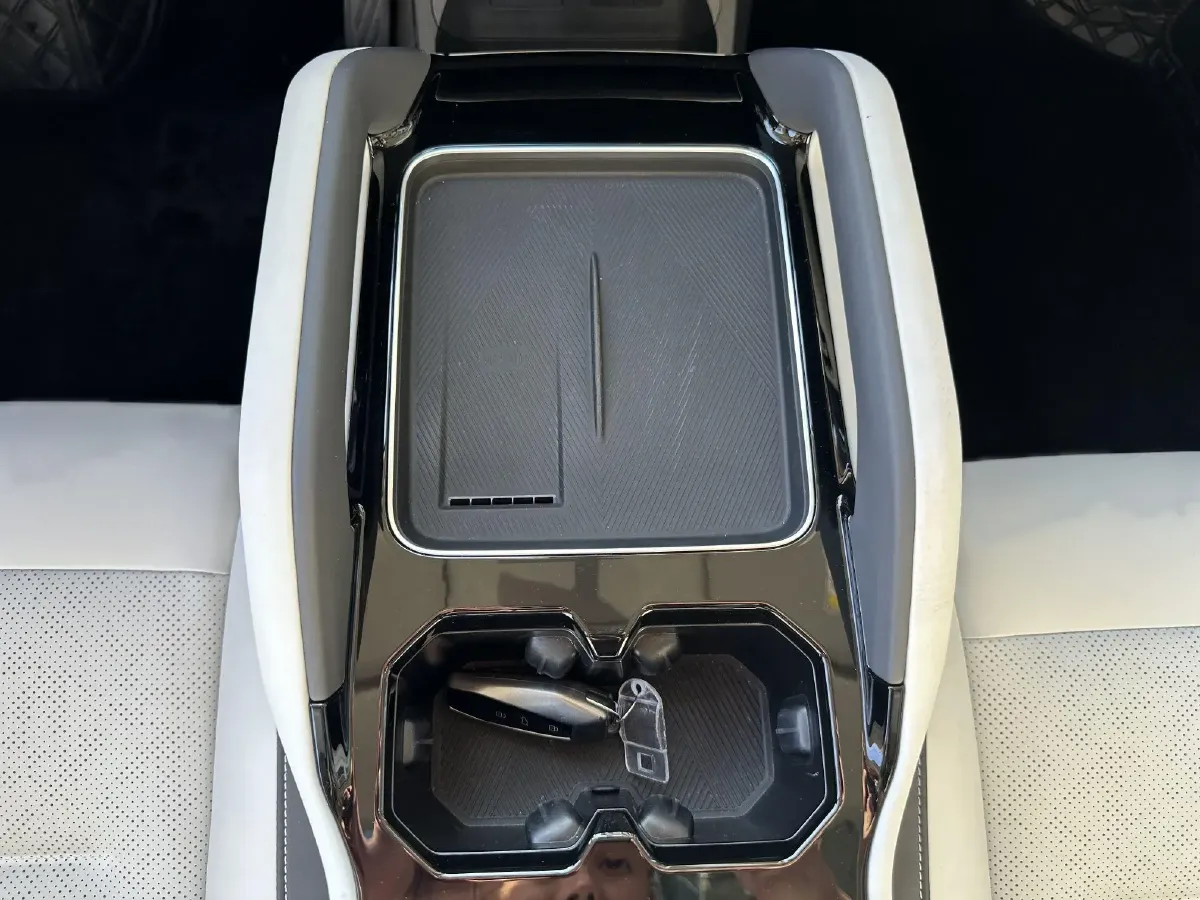 2024 iCAR 03 BEV 65.69KWH,autocango,china used car exporter,china ev exporter,chinese used car exporter,chinese used ev exporter