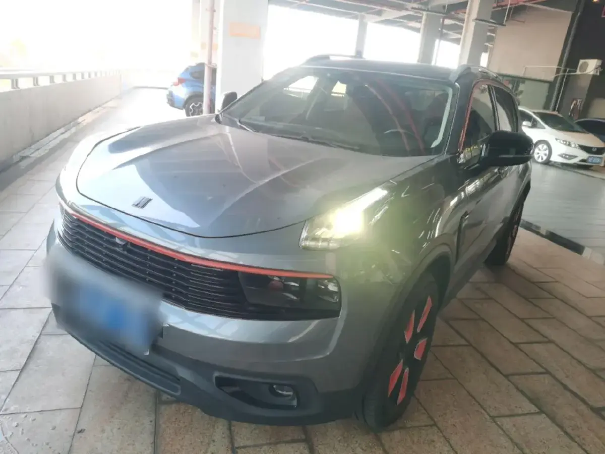 2019 LYNK&CO 01 2.0T 190HP L4 6AT