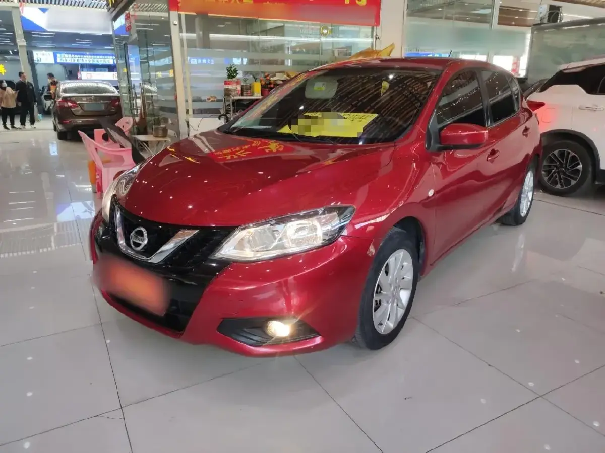 2016 Nissan Tiida 1.6L 126HP L4 CVT
