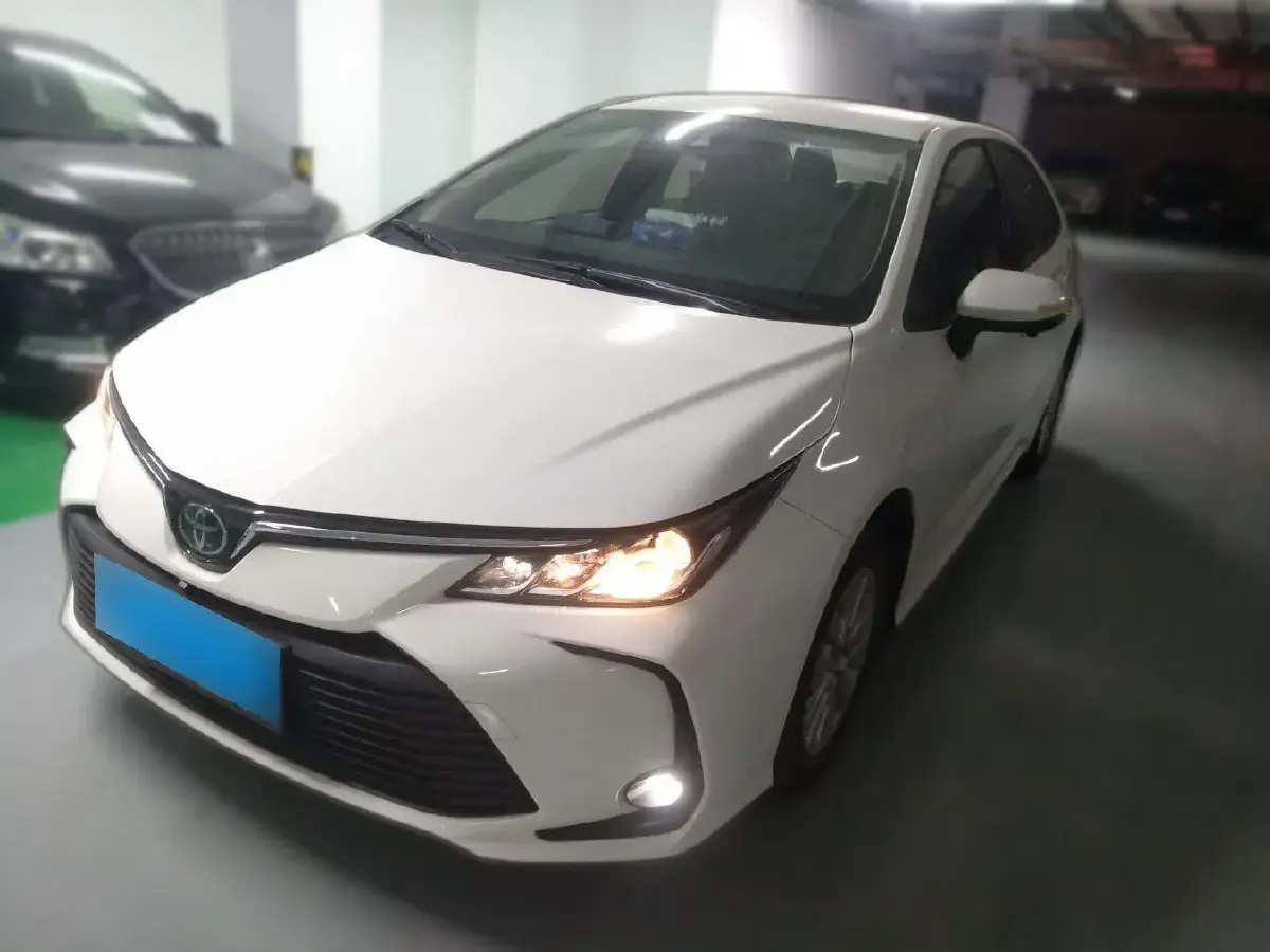 2021 Toyota Corolla 1.2T 116HP L4 CVT