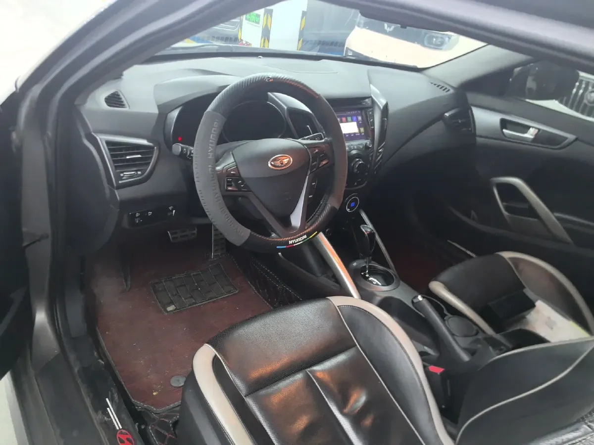 2012 Hyundai Veloster 1.6T 204HP L4 6AT,autocango,china used car exporter,china ev exporter,chinese used car exporter,chinese used ev exporter