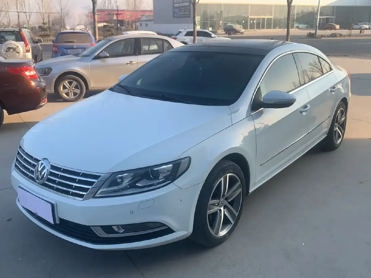 2015 Volkswagen CC 2.0T 200HP L4 6DCT