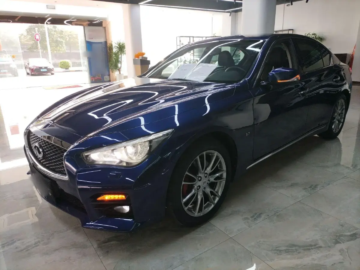 2016 Infiniti Q50L 2.0T 211HP L4 7AT