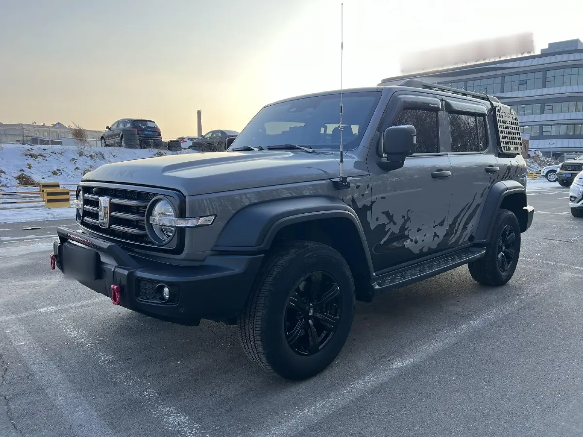 2023 Tank 300 2.0T 227HP L4 8AT