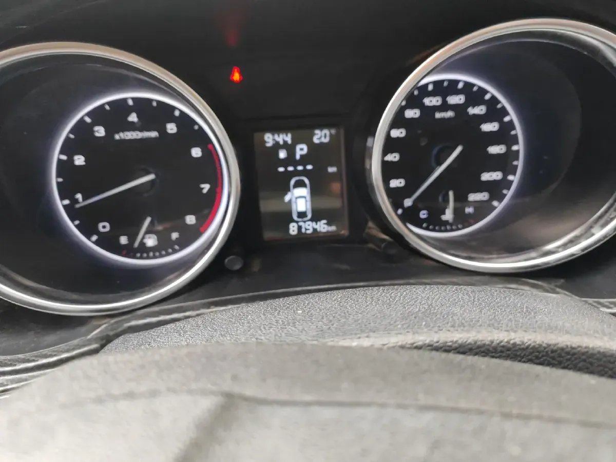 2017 Zotye T300 1.5T 144HP L4 CVT,autocango,china used car exporter,china ev exporter,chinese used car exporter,chinese used ev exporter