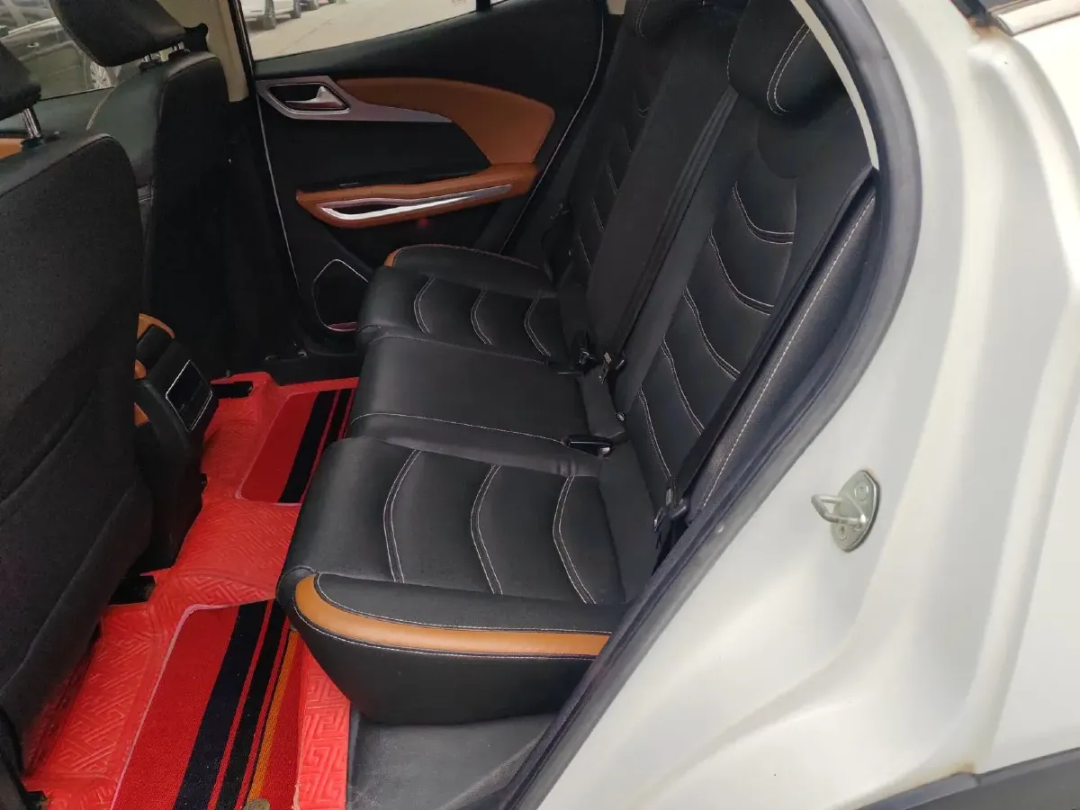 2017 Zotye T300 1.5T 144HP L4 CVT,autocango,china used car exporter,china ev exporter,chinese used car exporter,chinese used ev exporter