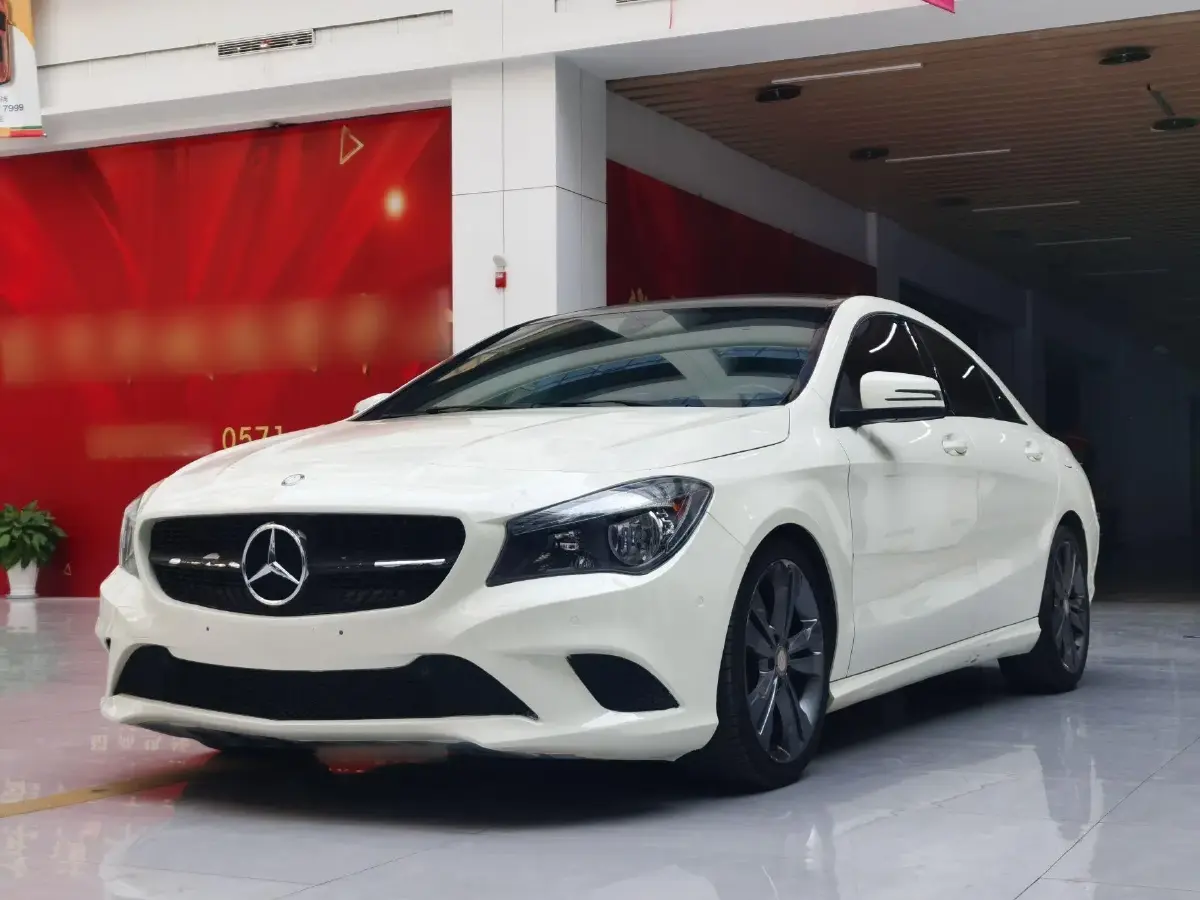 2016 Mercedes-Benz CLA Class 1.6T 156HP L4 7DCT