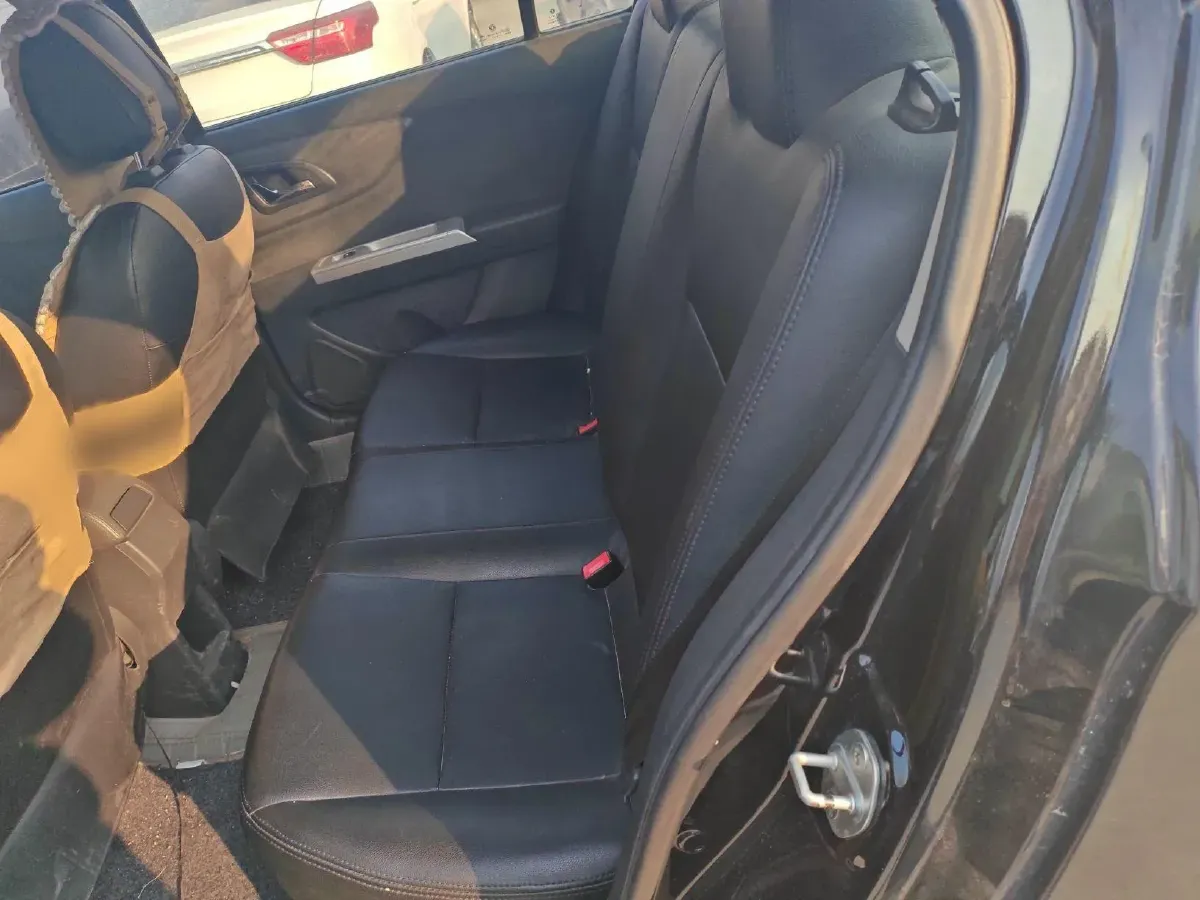 2014 DongFeng Aeolus A30 1.5L 116HP L4 5MT,autocango,china used car exporter,china ev exporter,chinese used car exporter,chinese used ev exporter