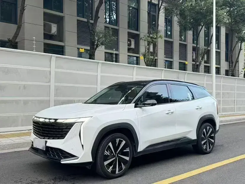 2023 Geely StarRay 1.5T 181HP L4 7DCT