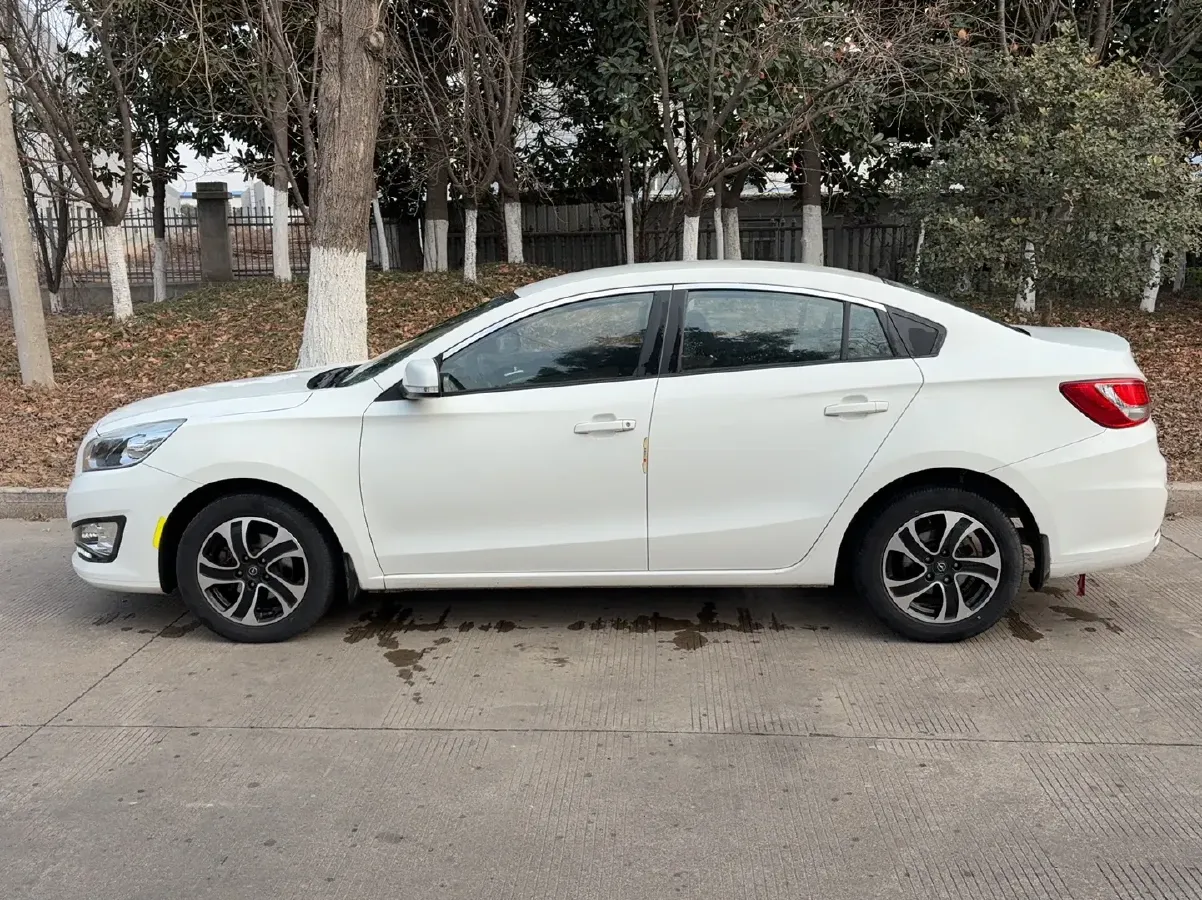 2015 HaiMa Family 1.6L 125HP L4 6MT,autocango,china used car exporter,china ev exporter,chinese used car exporter,chinese used ev exporter