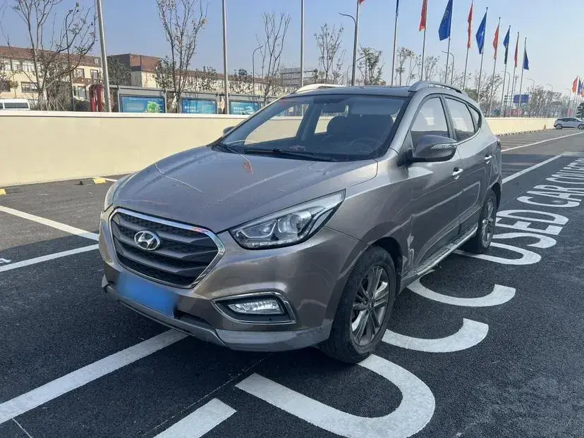 2015 Hyundai ix35 2.0L 160HP L4 6AT