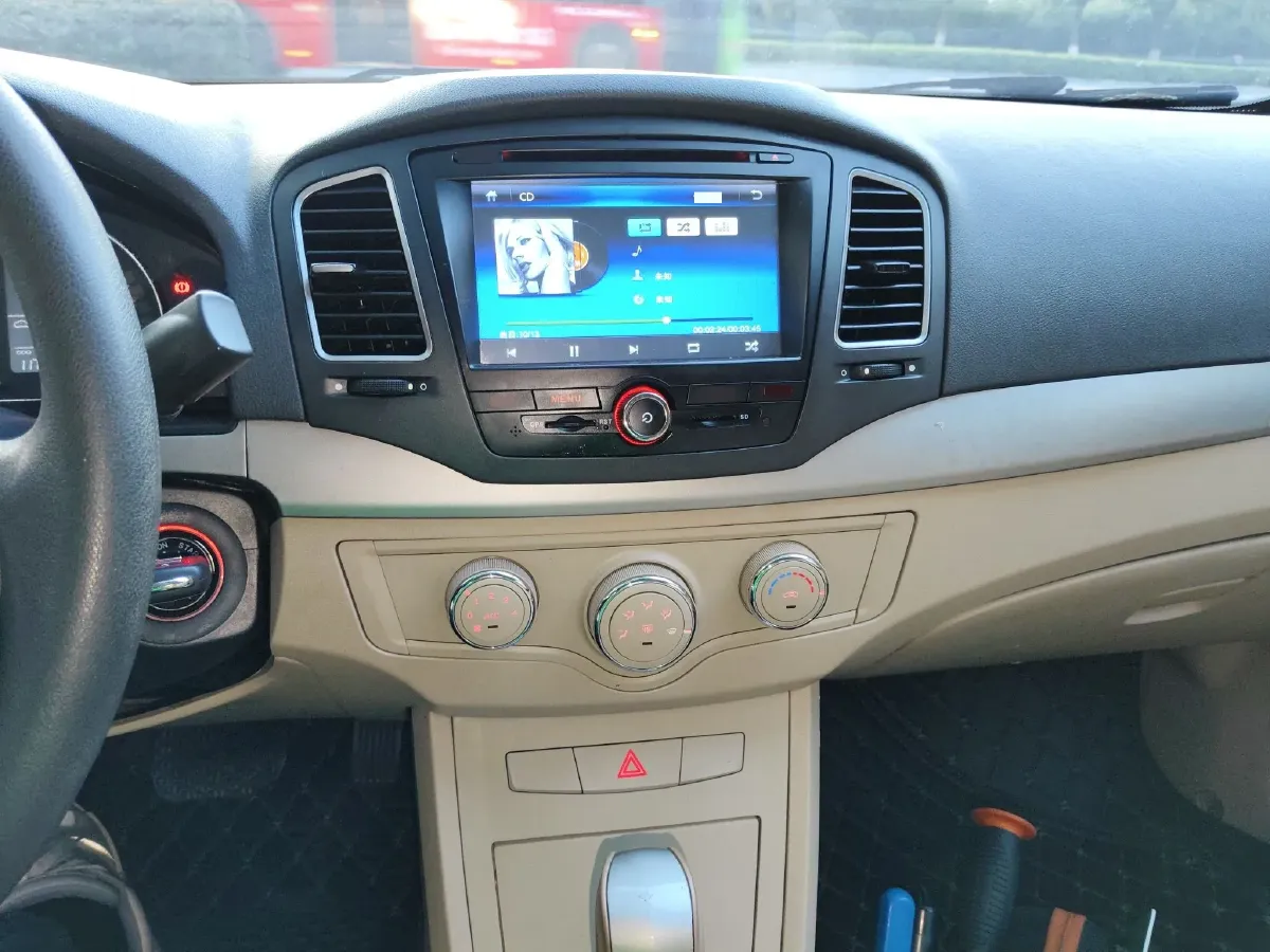 2013 Roewe 350 1.5L 109HP L4 4AT,autocango,china used car exporter,china ev exporter,chinese used car exporter,chinese used ev exporter