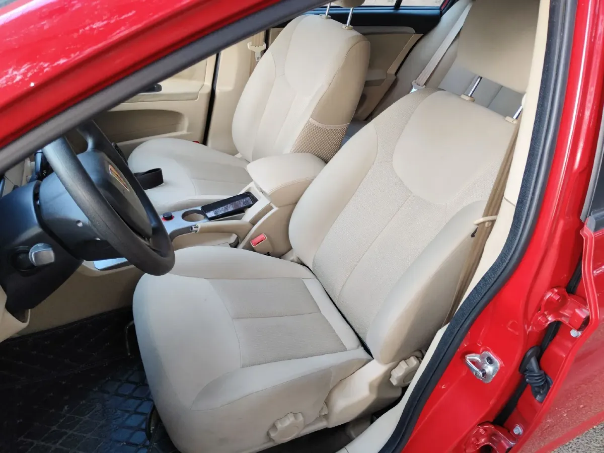 2013 Roewe 350 1.5L 109HP L4 4AT,autocango,china used car exporter,china ev exporter,chinese used car exporter,chinese used ev exporter