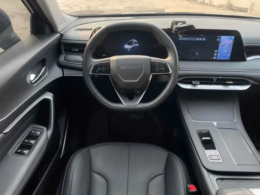 2023 Venucia Grand V DD-i 1.5T 163HP L4 E-CVT PHEV 18.4KWH,autocango,china used car exporter,china ev exporter,chinese used car exporter,chinese used ev exporter